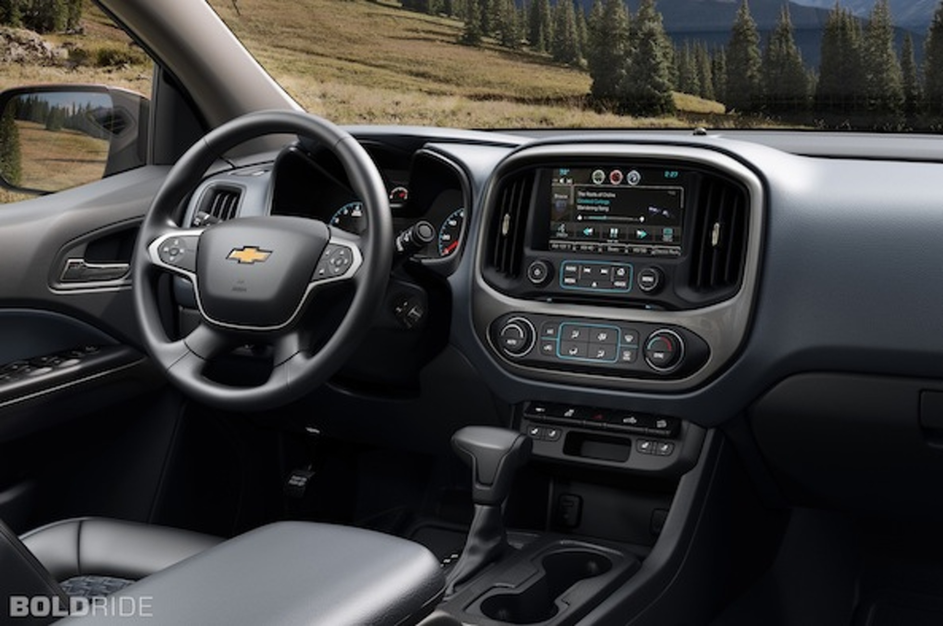 GMC Canyon vs. Chevy Colorado: Mid-Size Sibling Rivalry