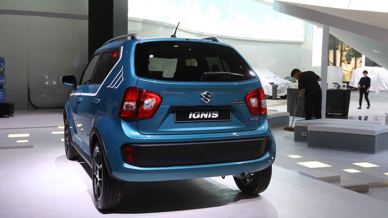 2016 Suzuki Ignis Paris Motor Show