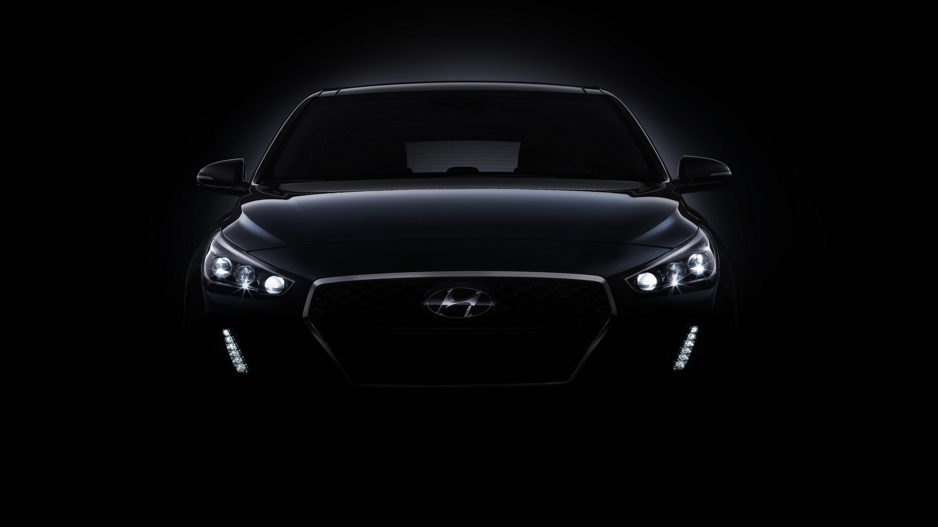 2017-hyundai-i30-teaser.jpg