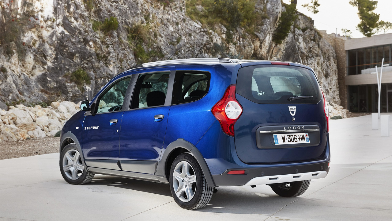 2017-dacia-lodgy-facelift.jpg