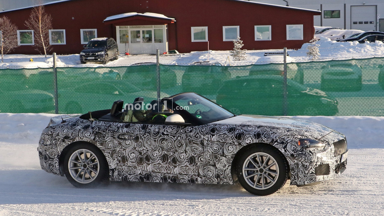 2018 BMW Z5 spy photo
