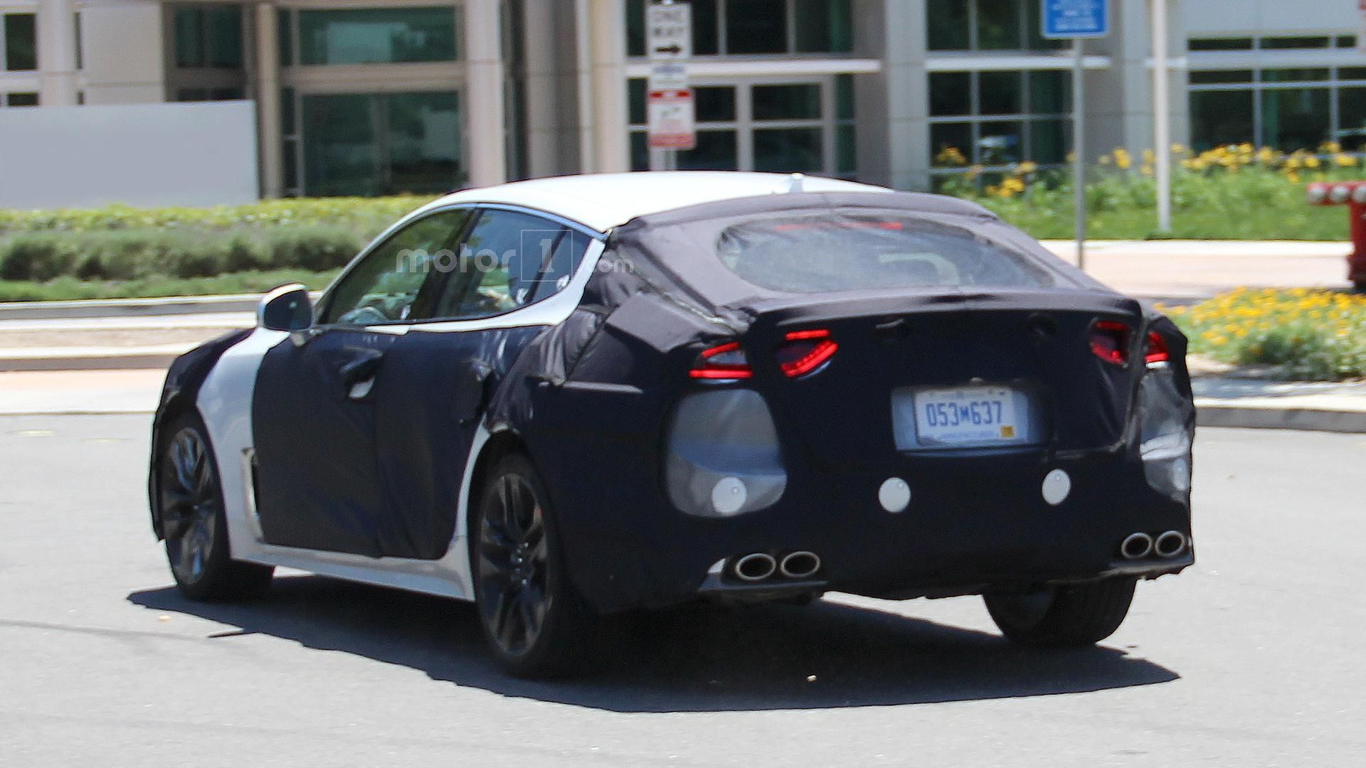 2018-kia-gt-spy-photo.jpg