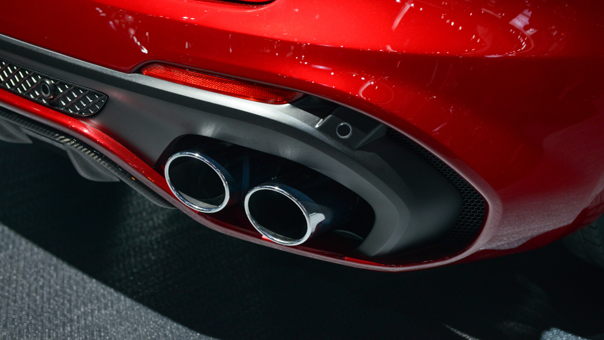 alfa-romeo-stelvio-la-2016.jpg
