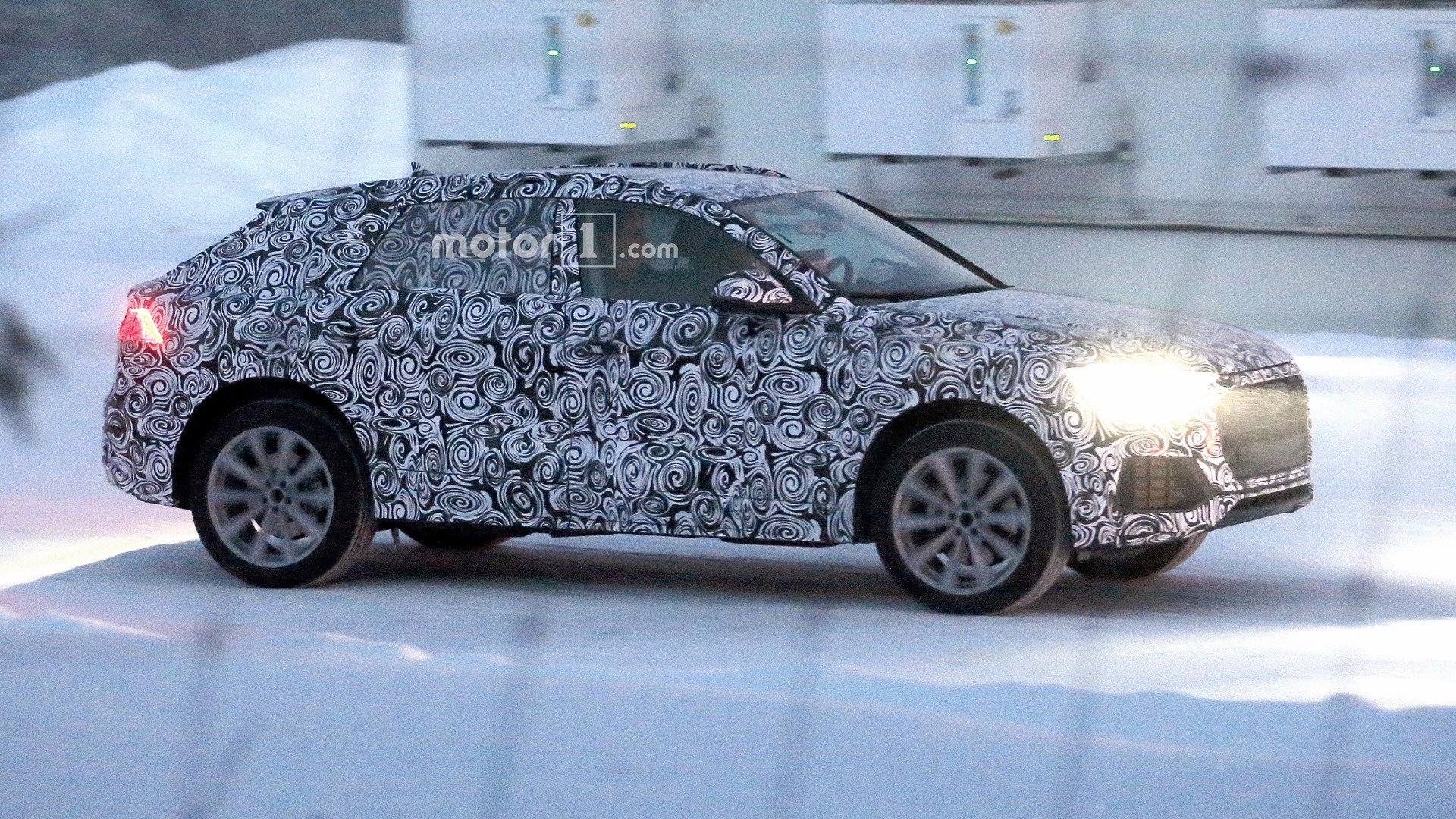 2019-audi-q8-spy-photo.jpg